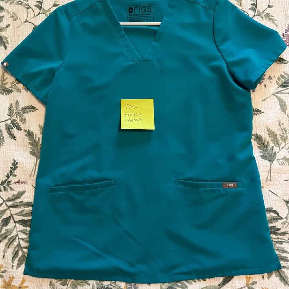 Figs Casma scrub top teal small